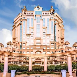 ***** ホテル Swissotel Al Murooj アラブ首長国連邦