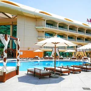 5* Ξενοδοχείο Moevenpick Grand Al Bustan